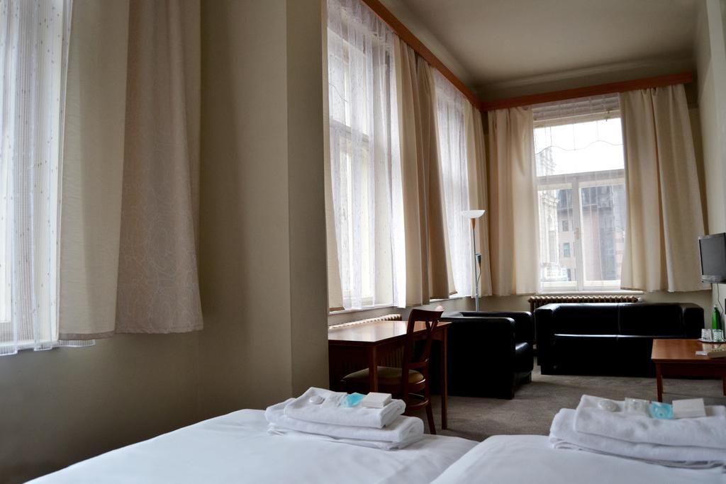 Hotel Praha Liberec Oda fotoğraf
