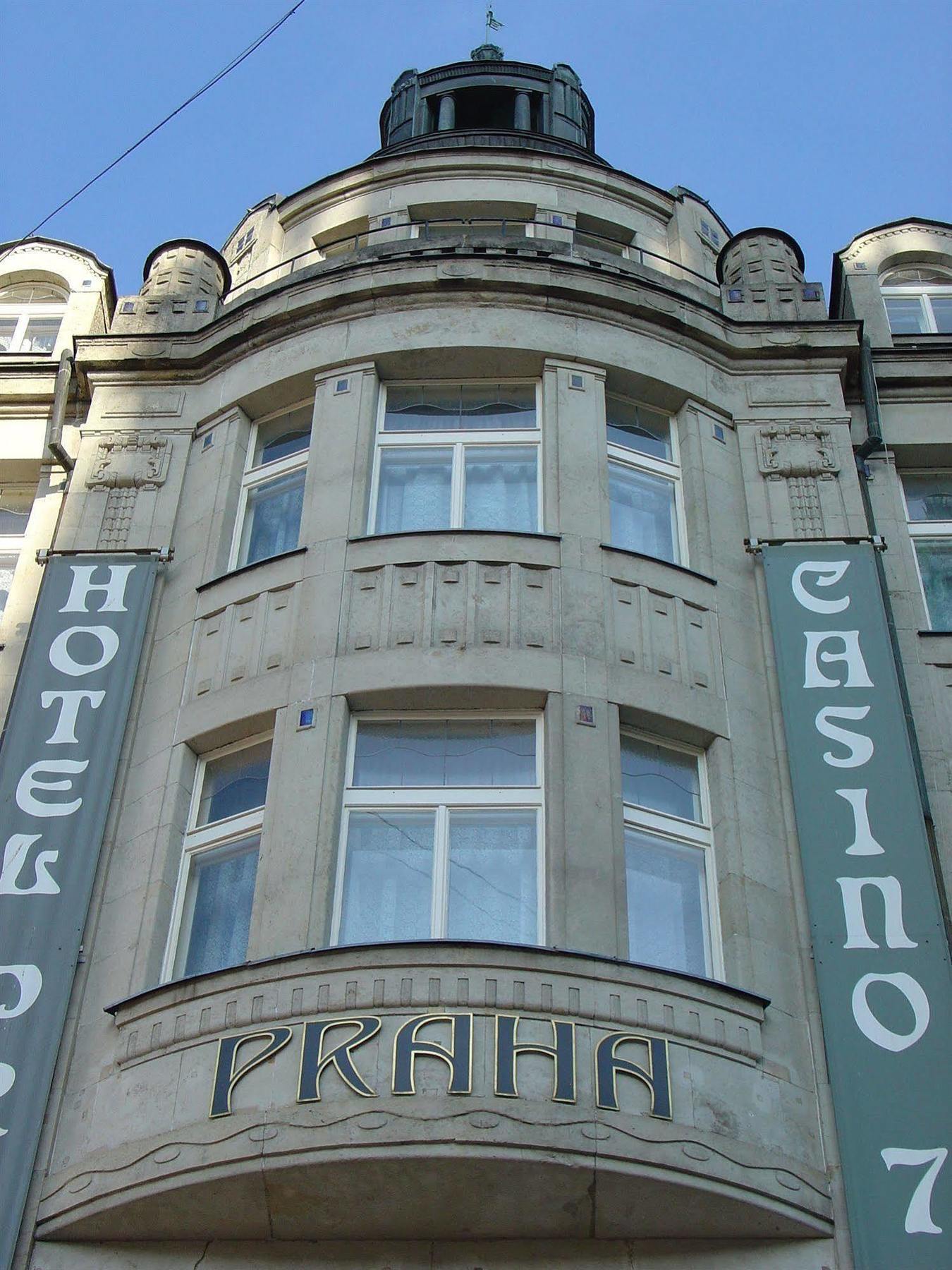Hotel Praha Liberec Dış mekan fotoğraf