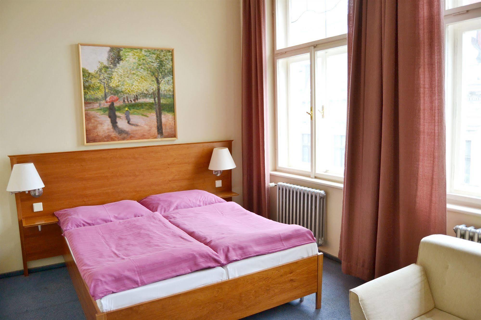 Hotel Praha Liberec Dış mekan fotoğraf